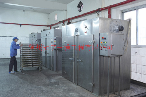 常州冠宇污泥空心槳葉干燥機(jī)廠(chǎng)家,主營(yíng):空心槳葉干燥機(jī)應(yīng)用于活性污泥干燥、空心槳葉干燥機(jī)、下水污泥干燥、石化污泥干燥、造紙污泥干燥、印染污泥干燥、制革污泥干燥、電鍍污泥干燥、市政污泥干燥、生物發(fā)酵菌渣等各種污泥及各種糟渣等高濕物料干燥的污泥干燥機(jī)，是專(zhuān)業(yè)的污泥空心槳葉干燥機(jī)廠(chǎng)家，電話(huà)：13801502956